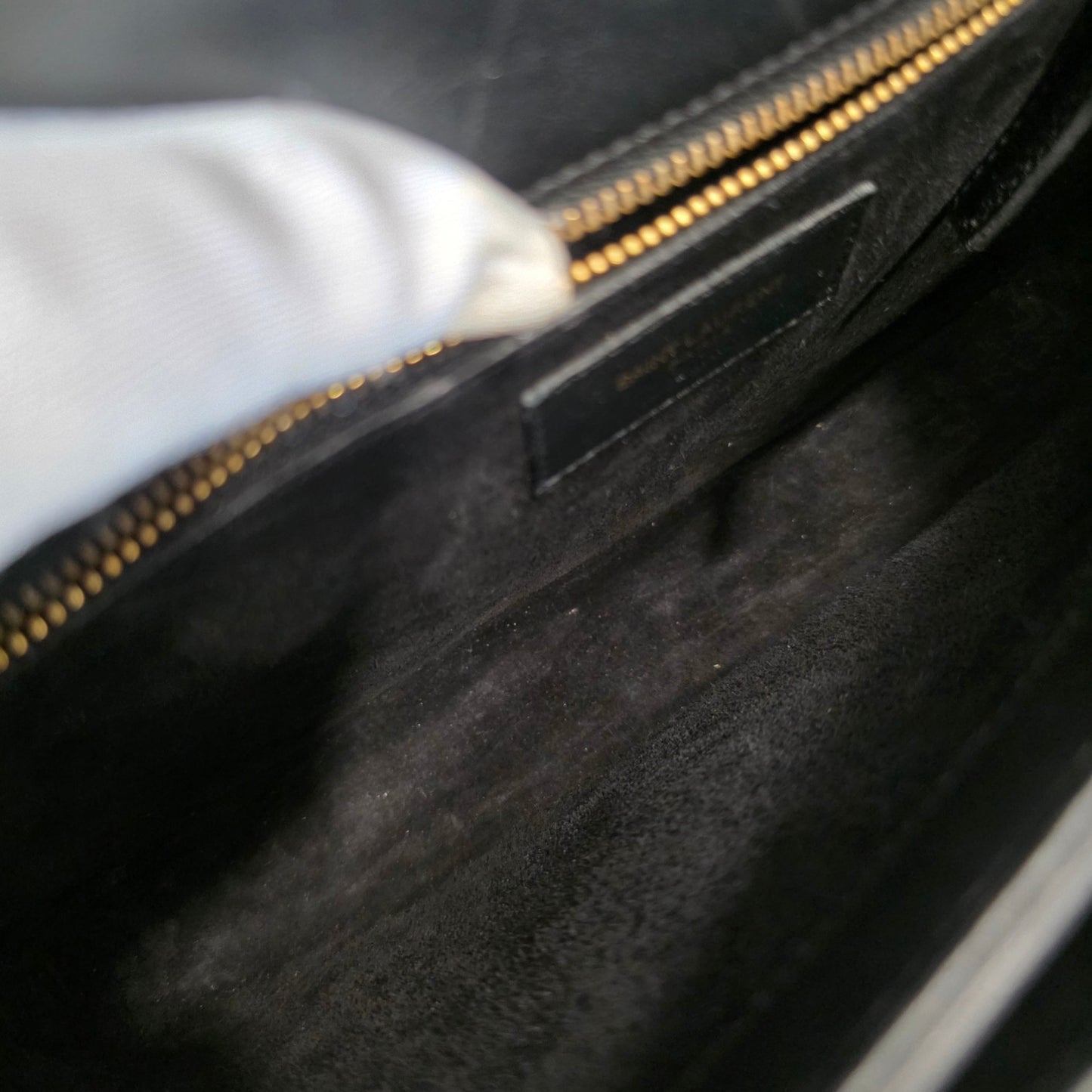 Saint Laurent Cassandra Leather Shoulder Bag (Pre-Owned)