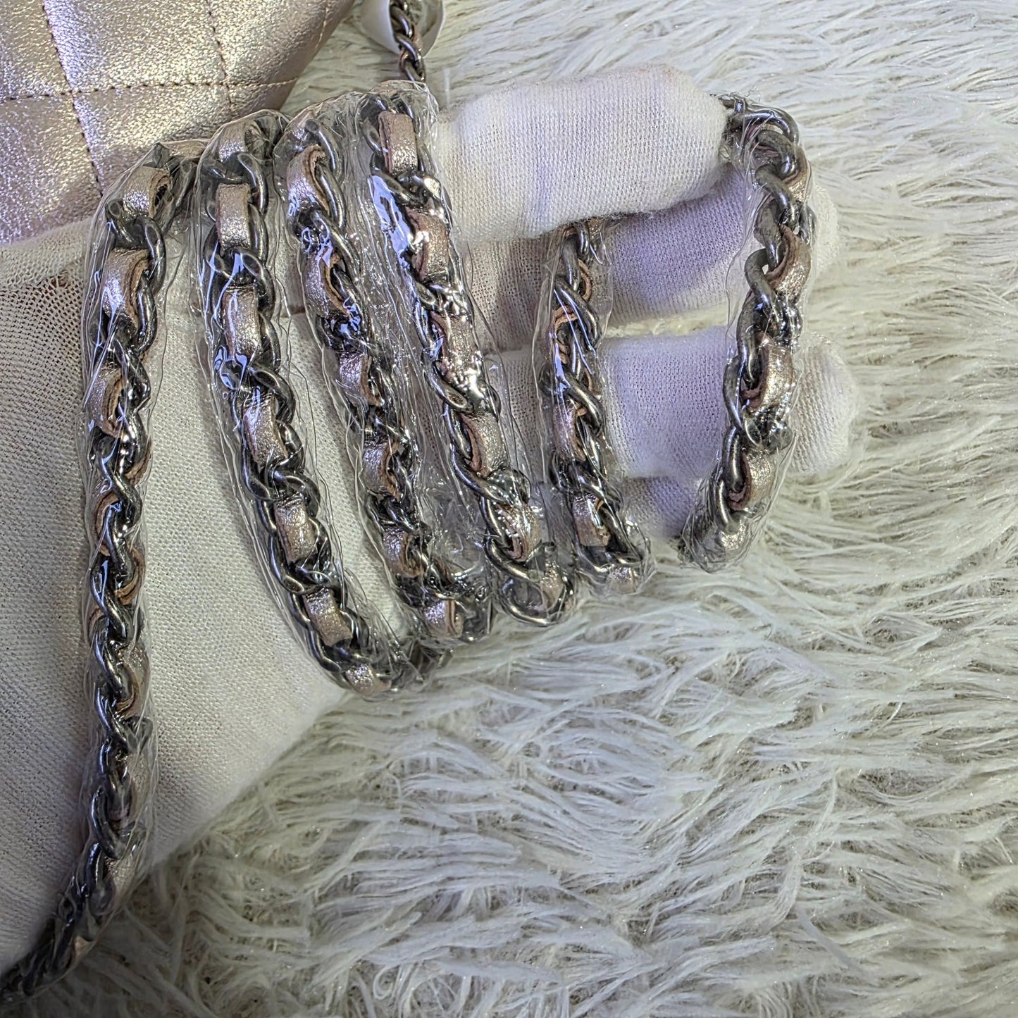 Chanel 2.55 Reissue Quilted Chain Shoulder Bag (Pre-Owned)