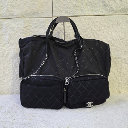 Chanel Quilted 2Way Travel Shoulder Bag Set (Pre-Owned)
