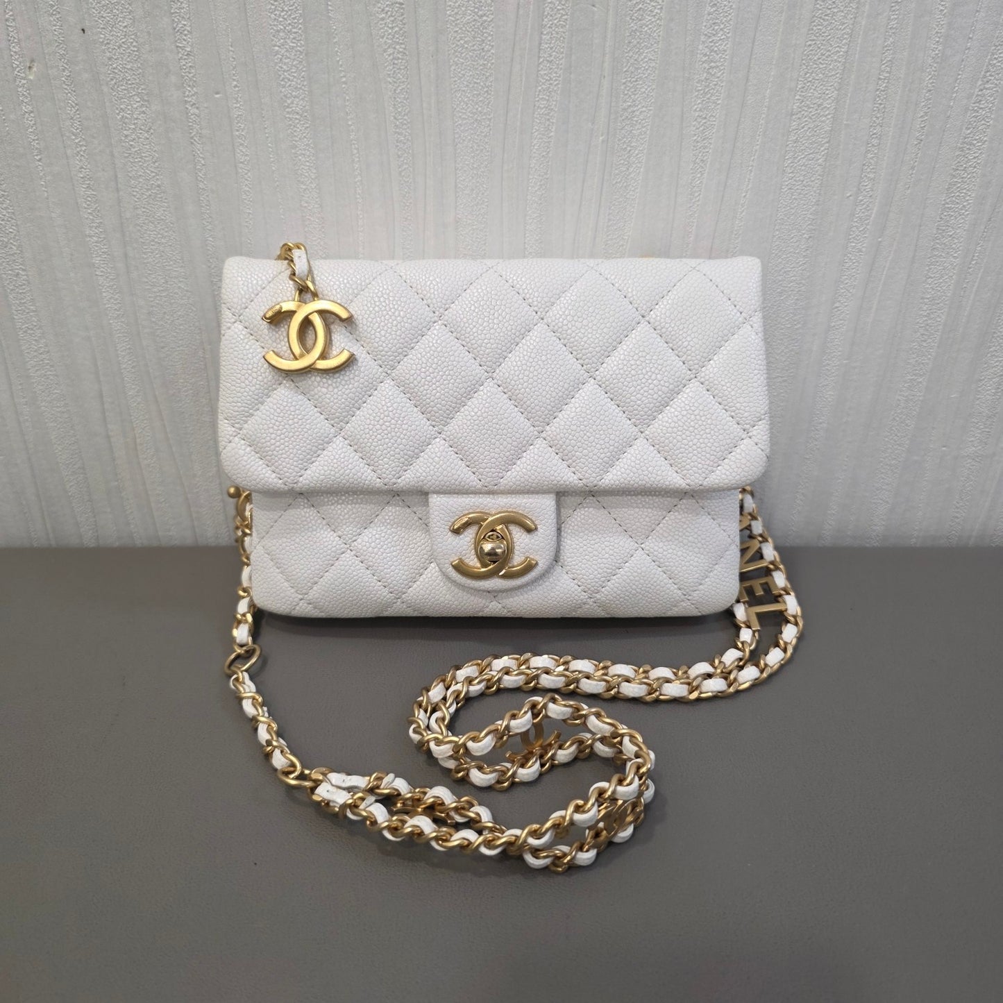 Chanel Classic Flap Quilted Chain Shoulder Bag (Pre-Owned)