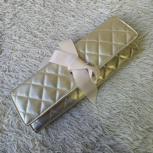 Chanel Quilted Ribbon Clutch Bag (Pre-Owned)
