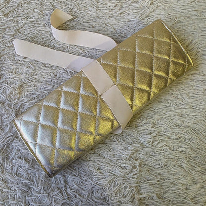 Chanel Quilted Ribbon Clutch Bag (Pre-Owned)