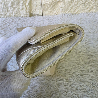 Chanel Quilted Ribbon Clutch Bag (Pre-Owned)