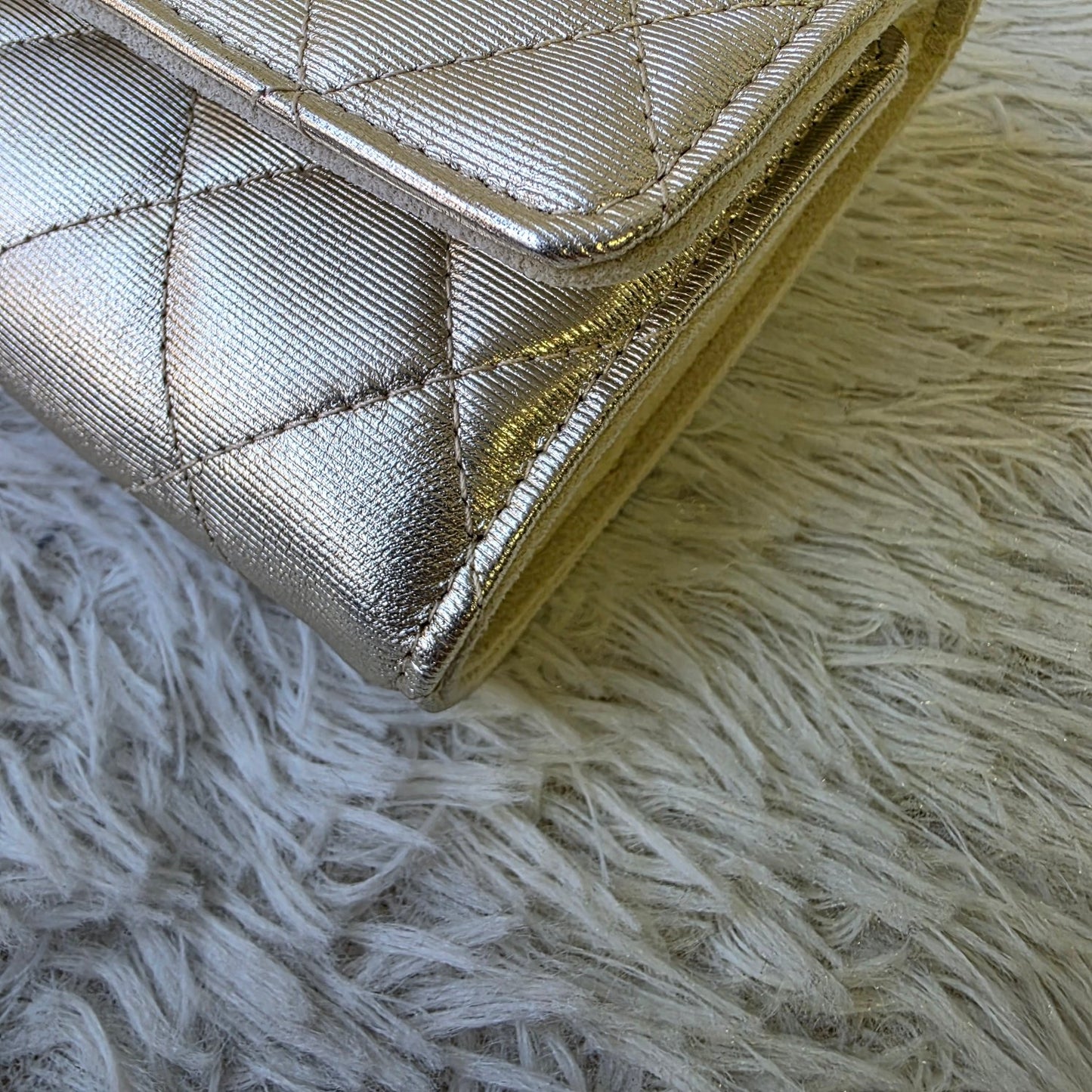 Chanel Quilted Ribbon Clutch Bag (Pre-Owned)