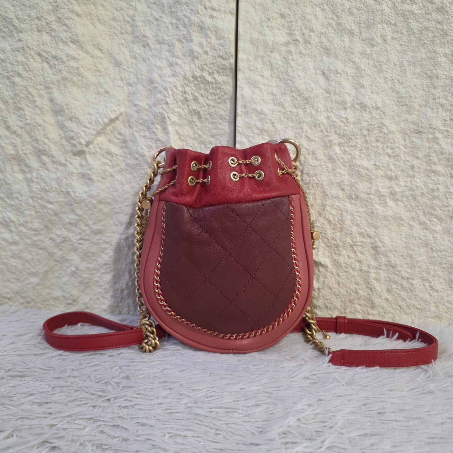 Chanel Quilted Chain Drawstring Bucket Bag (Pre-Owned)