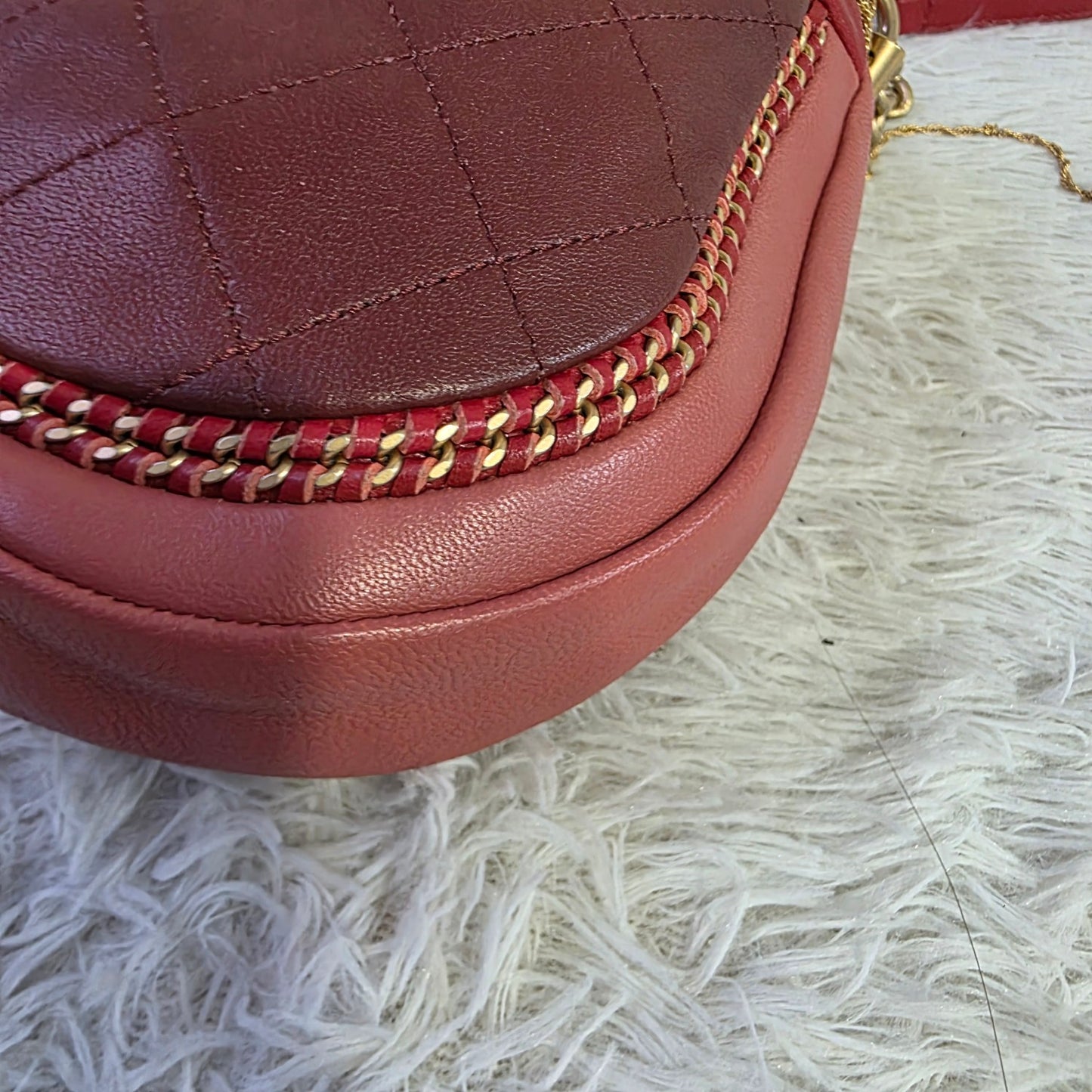 Chanel Quilted Chain Drawstring Bucket Bag (Pre-Owned)