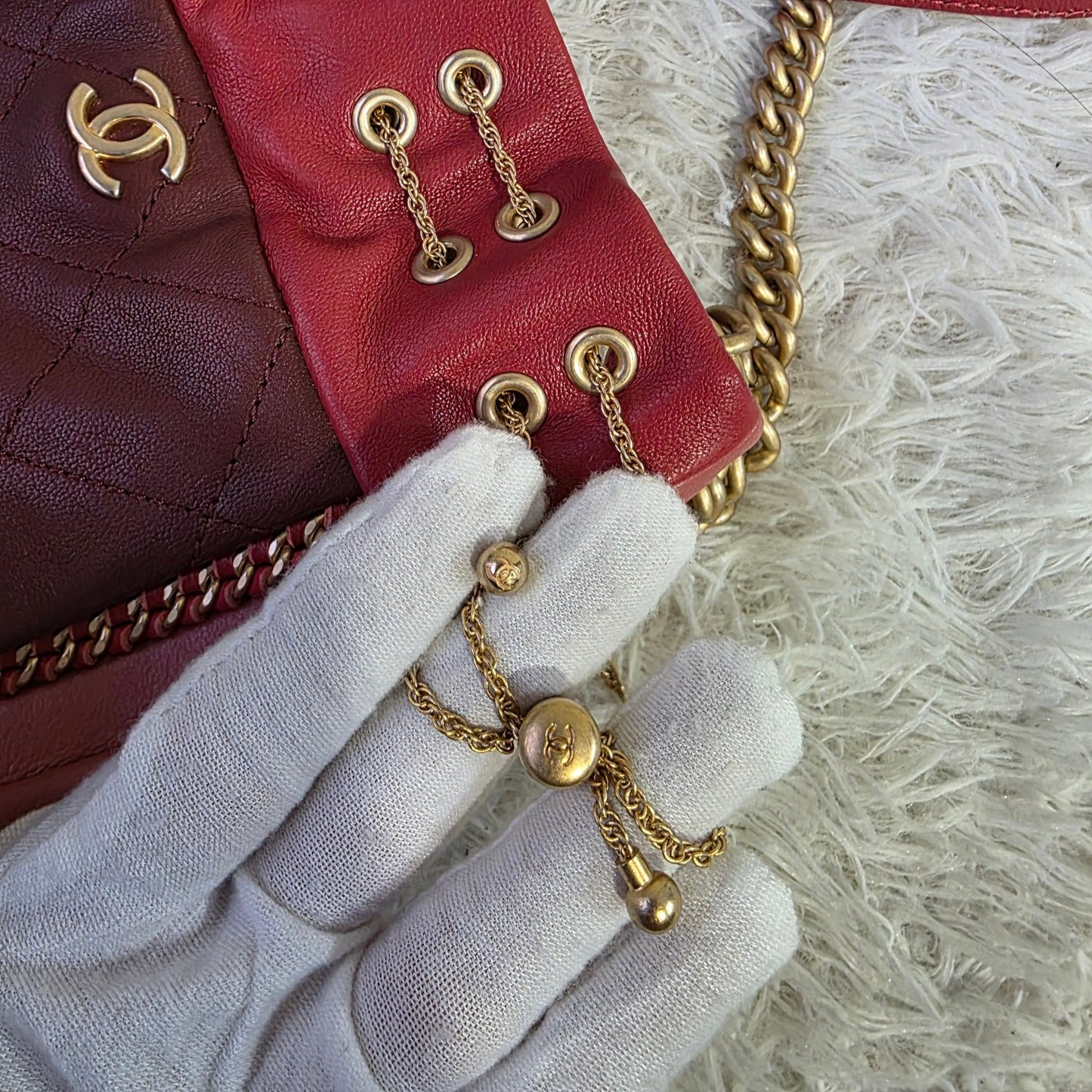 Chanel Quilted Chain Drawstring Bucket Bag (Pre-Owned)
