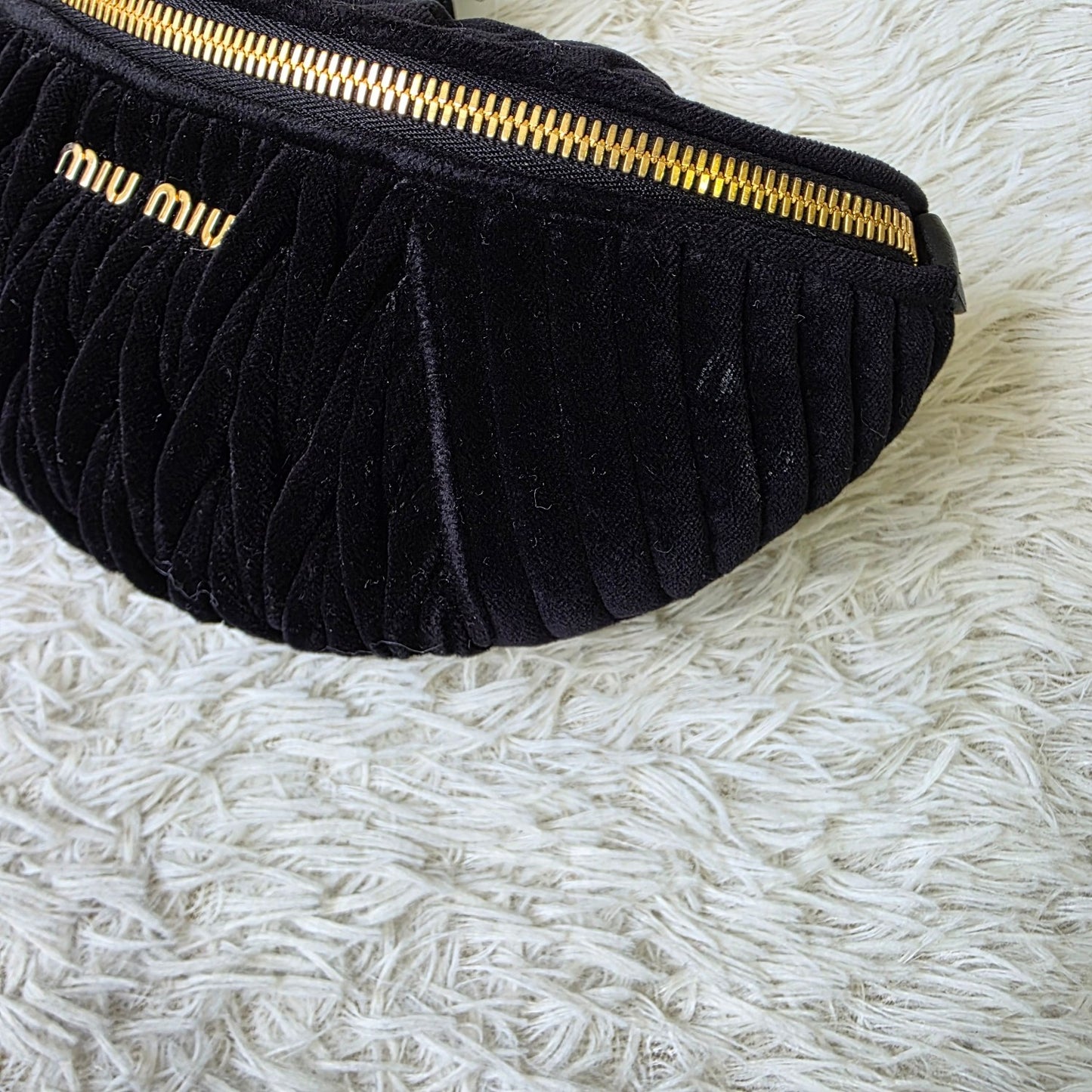 Miu Miu Velvet Chain Belt Bag (Pre-Owned)