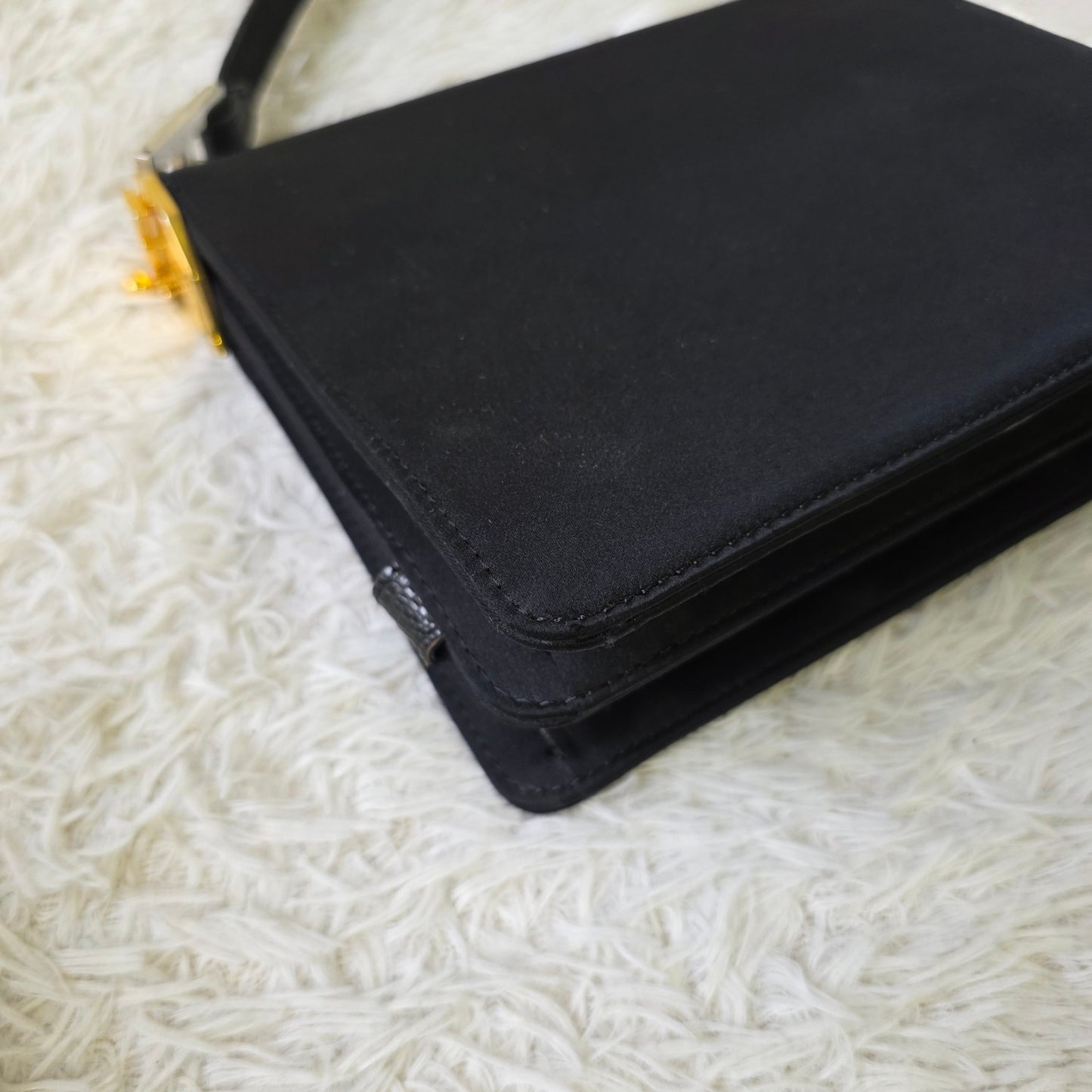 Fendi Minimal Leather Shoulder Bag (Pre-Owned)