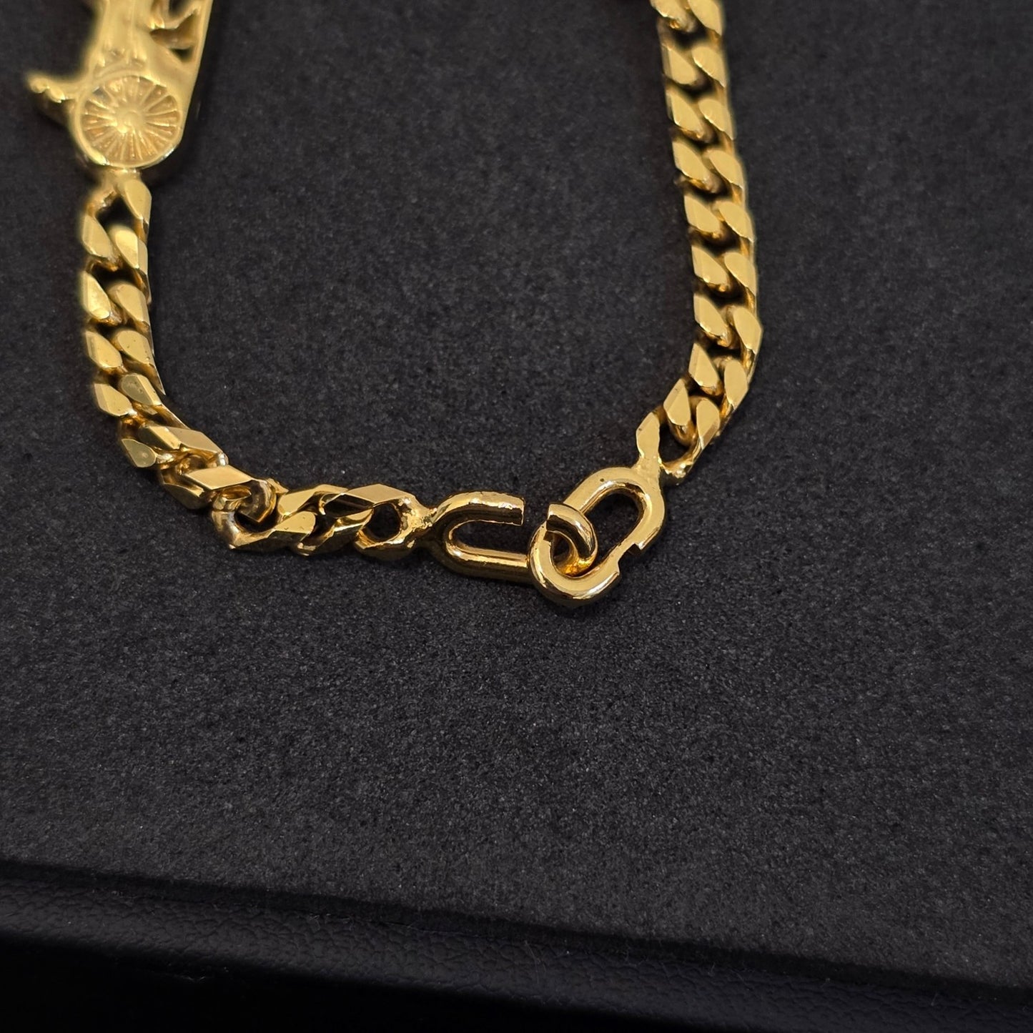 Celine Horse Carriage Motif Gold-Tone Chain Bracelet (Pre-Owned)