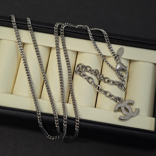 Chanel CC Logo Pendant Chain Necklace (Pre-Owned)