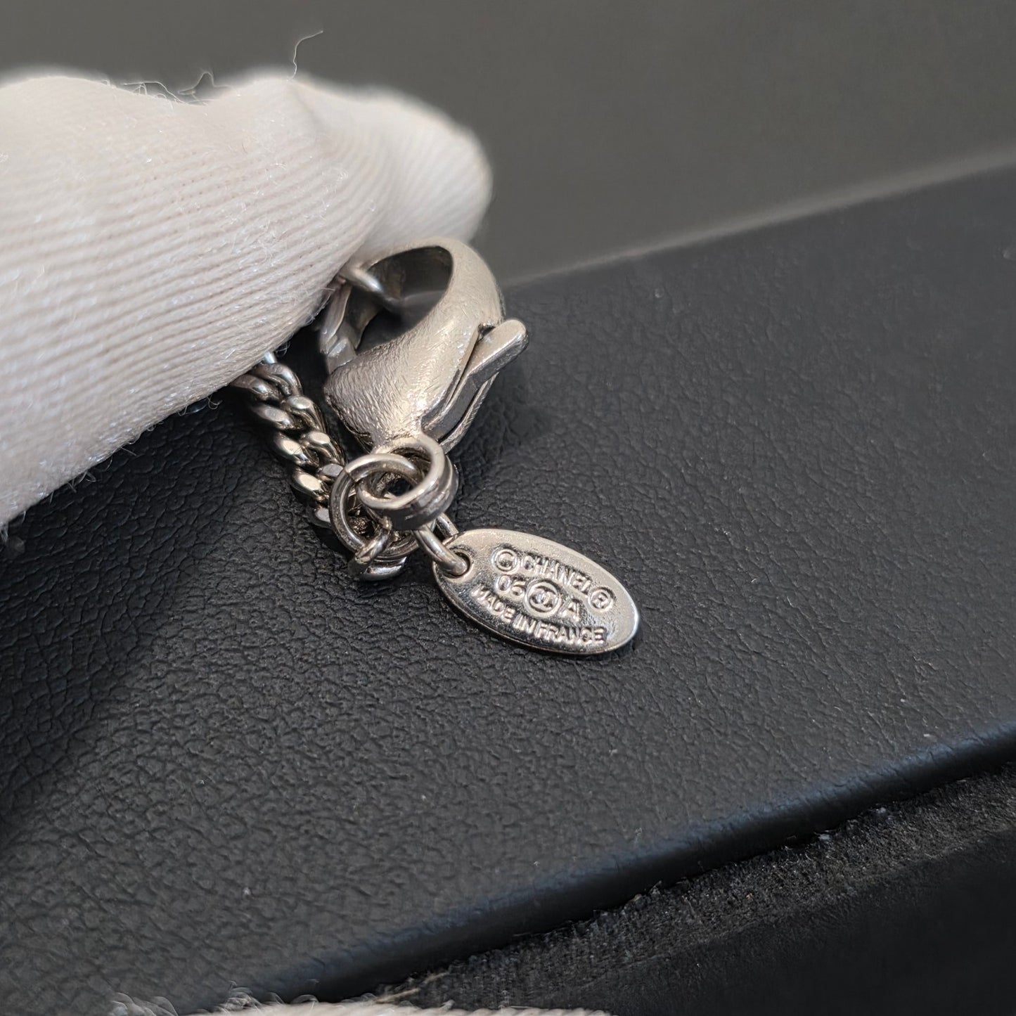 Chanel CC Logo Pendant Chain Necklace (Pre-Owned)