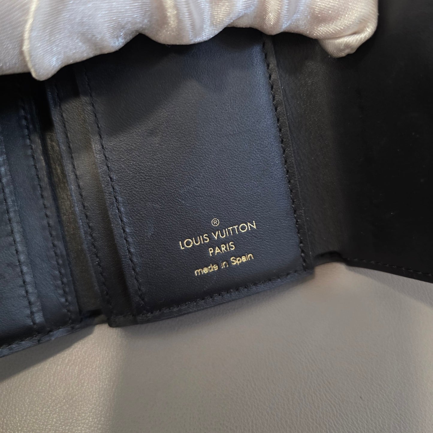 Louis Vuitton Monogram Business Card Holder Wallet (Pre-Owned)