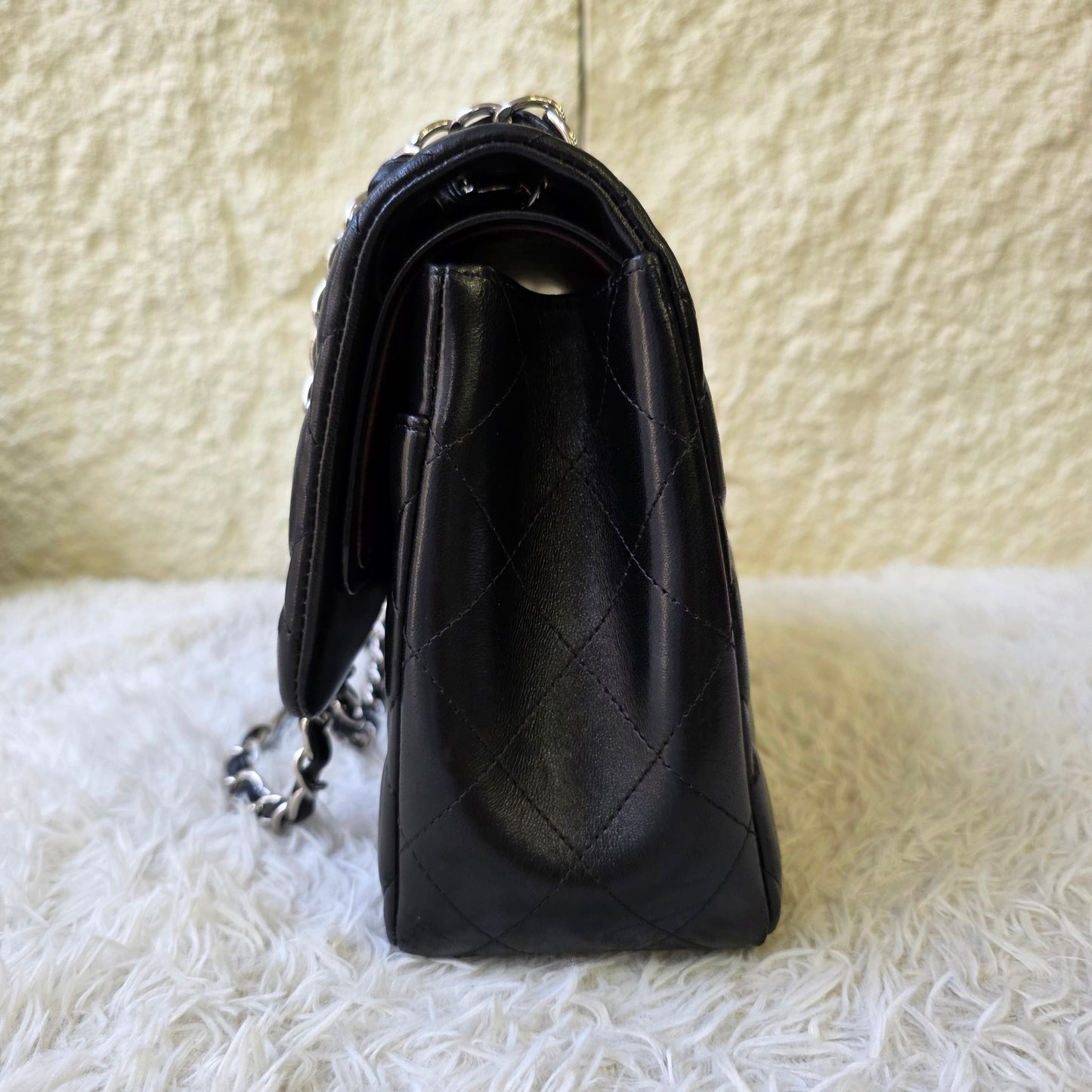 Chanel Classic Double Flap Chain Shoulder Bag (Pre-Owned)