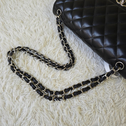 Chanel Classic Double Flap Chain Shoulder Bag (Pre-Owned)