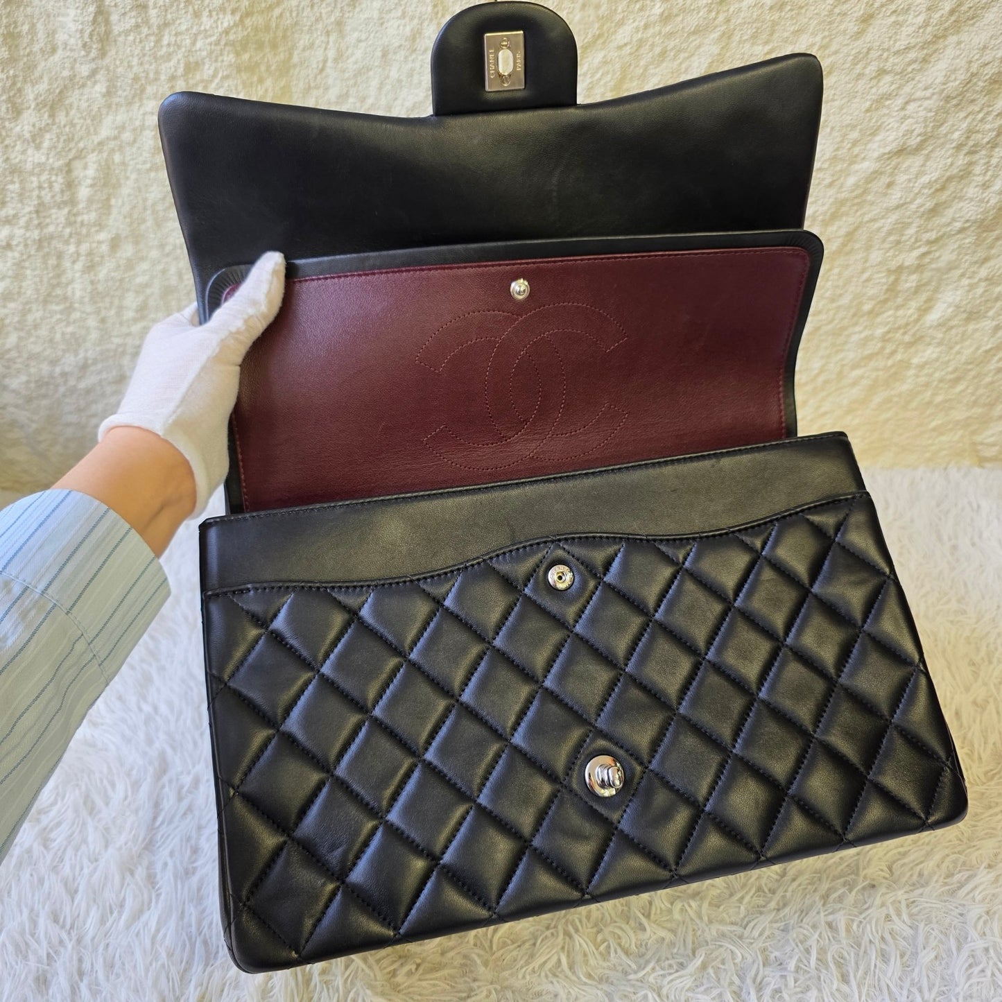 Chanel Maxi Classic Double Flap Chain Shoulder Bag (Pre-Owned)