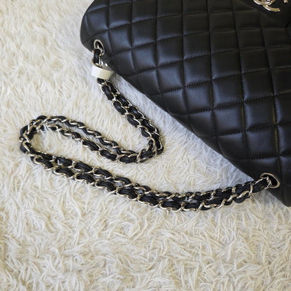 Chanel Maxi Classic Double Flap Chain Shoulder Bag (Pre-Owned)