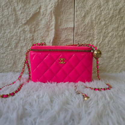 Chanel Quilted Patent Vanity Chain Bag (Pre-Owned)