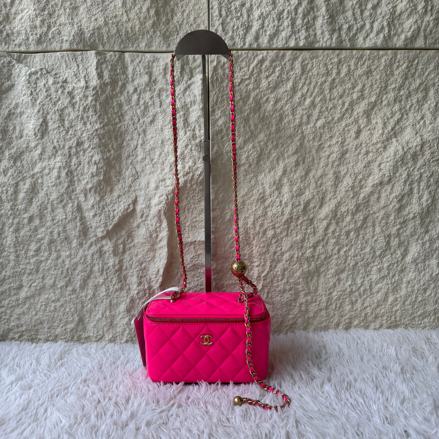 Chanel Quilted Patent Vanity Chain Bag (Pre-Owned)