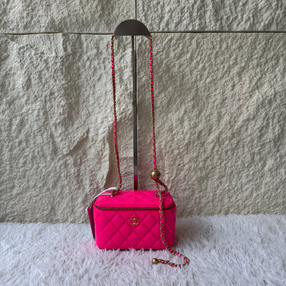 Chanel Quilted Patent Vanity Chain Bag (Pre-Owned)
