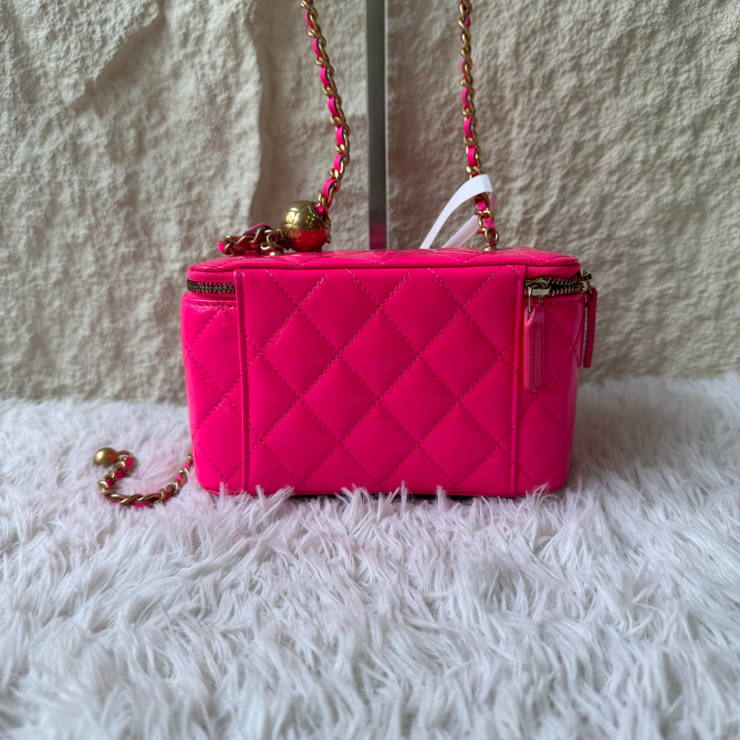 Chanel Quilted Patent Vanity Chain Bag (Pre-Owned)