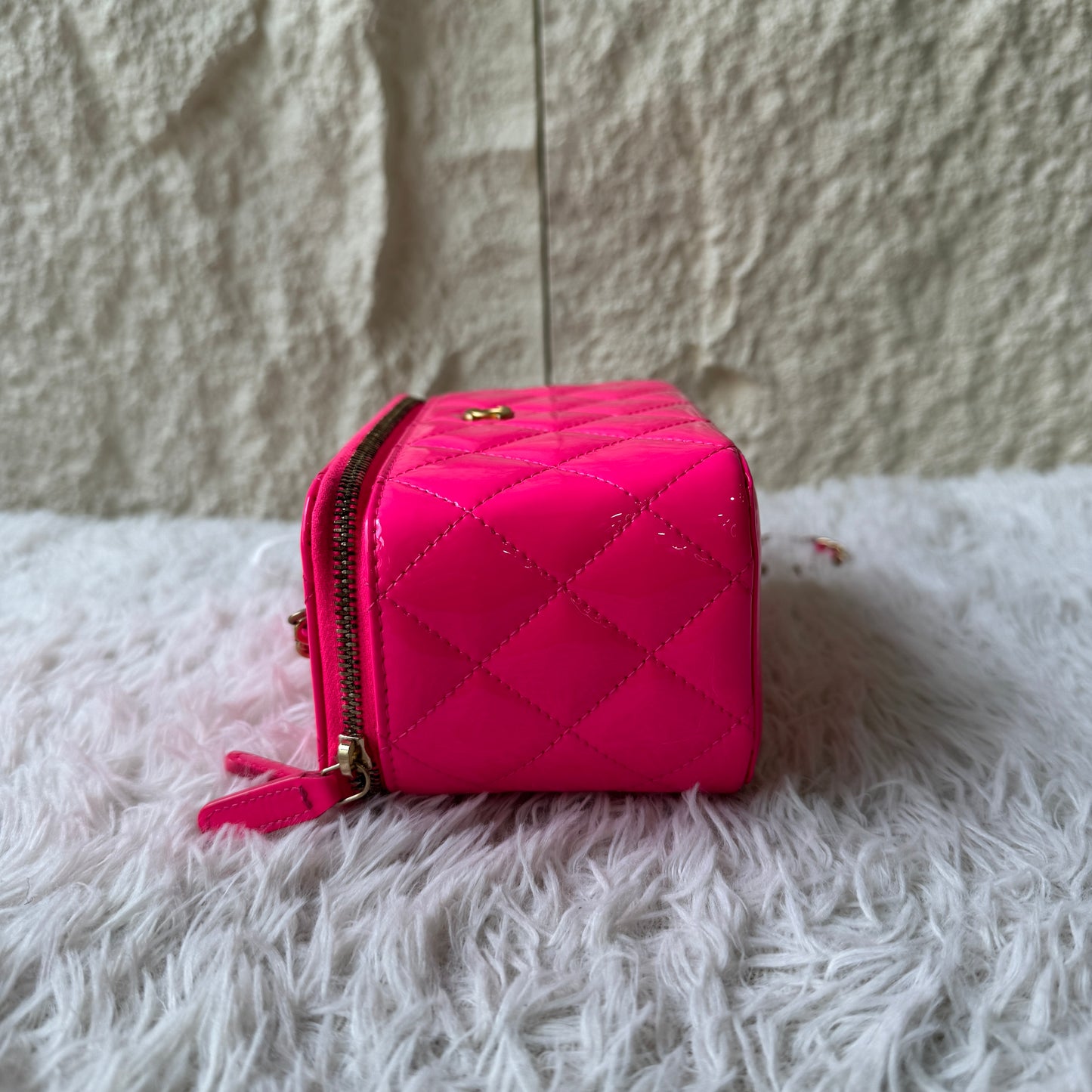 Chanel Quilted Patent Vanity Chain Bag (Pre-Owned)