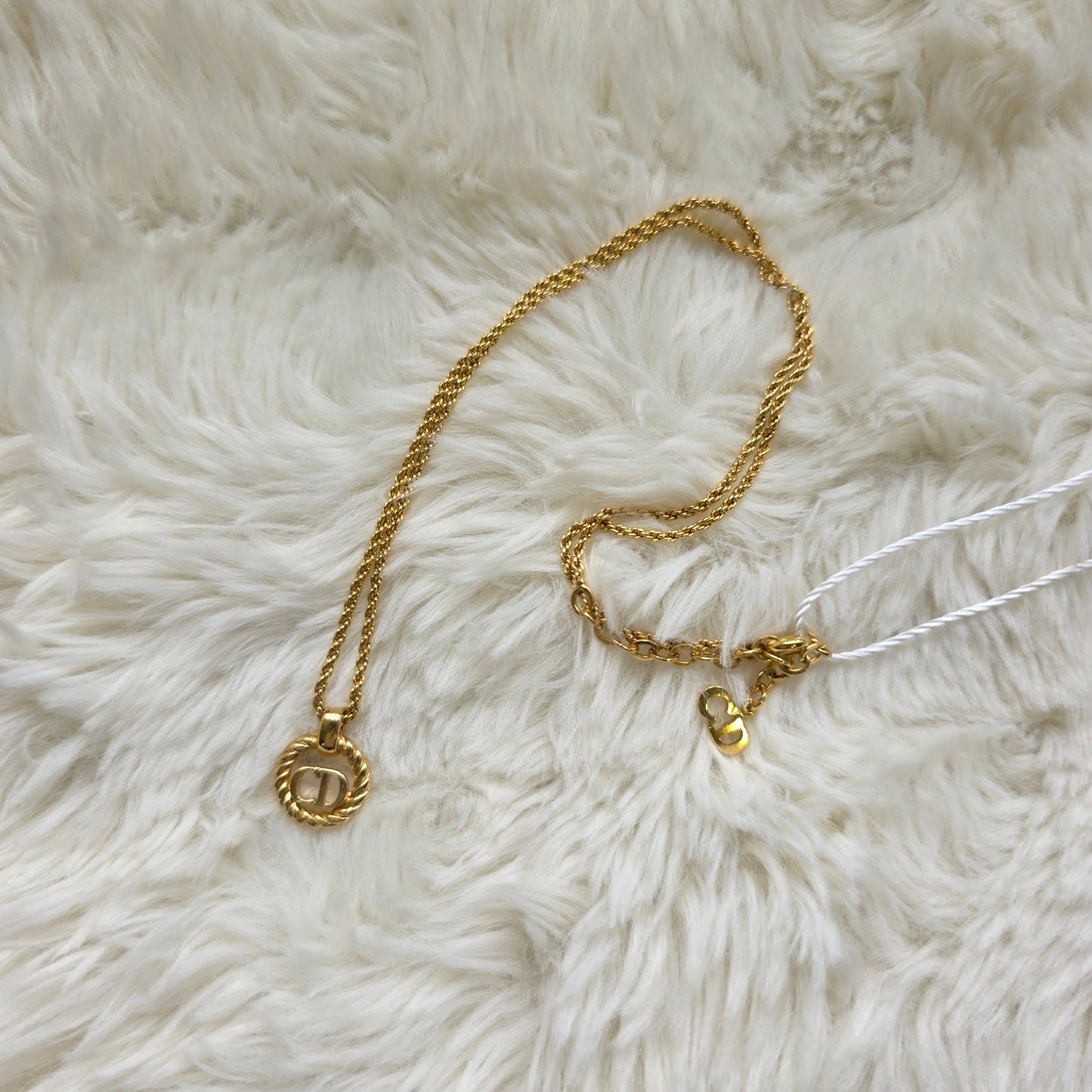 Christian Dior CD Logo Gold-Tone Pendant Necklace (Pre-Owned)