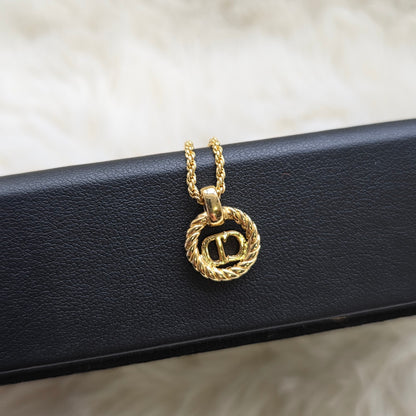Christian Dior CD Logo Gold-Tone Pendant Necklace (Pre-Owned)