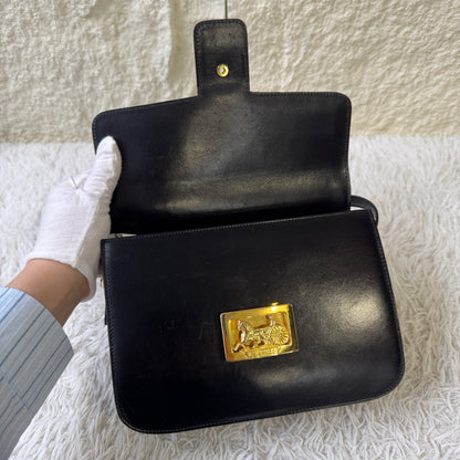 Celine Vintage Horse Carriage Leather Shoulder Bag (Pre-Owned)