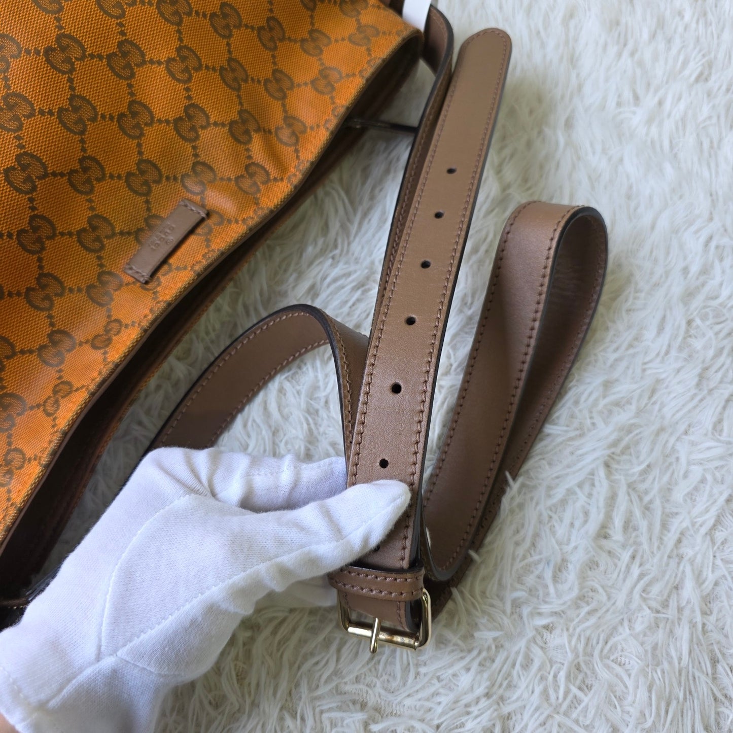 Gucci GG Canvas Shoulder Bag (Pre-Owned)
