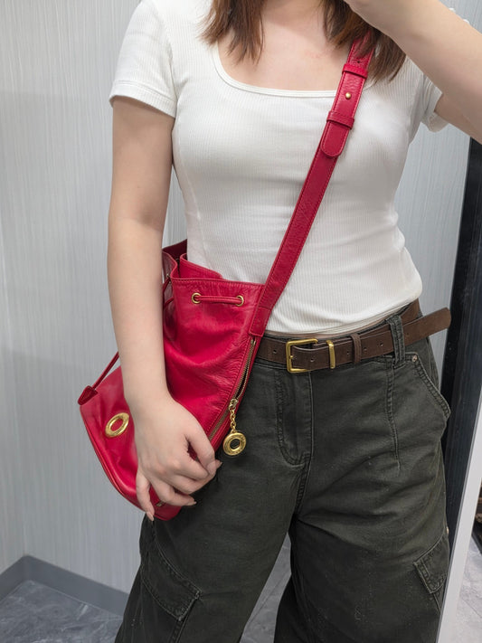 Celine Leather Drawstring Shoulder Bag (Pre-Owned)