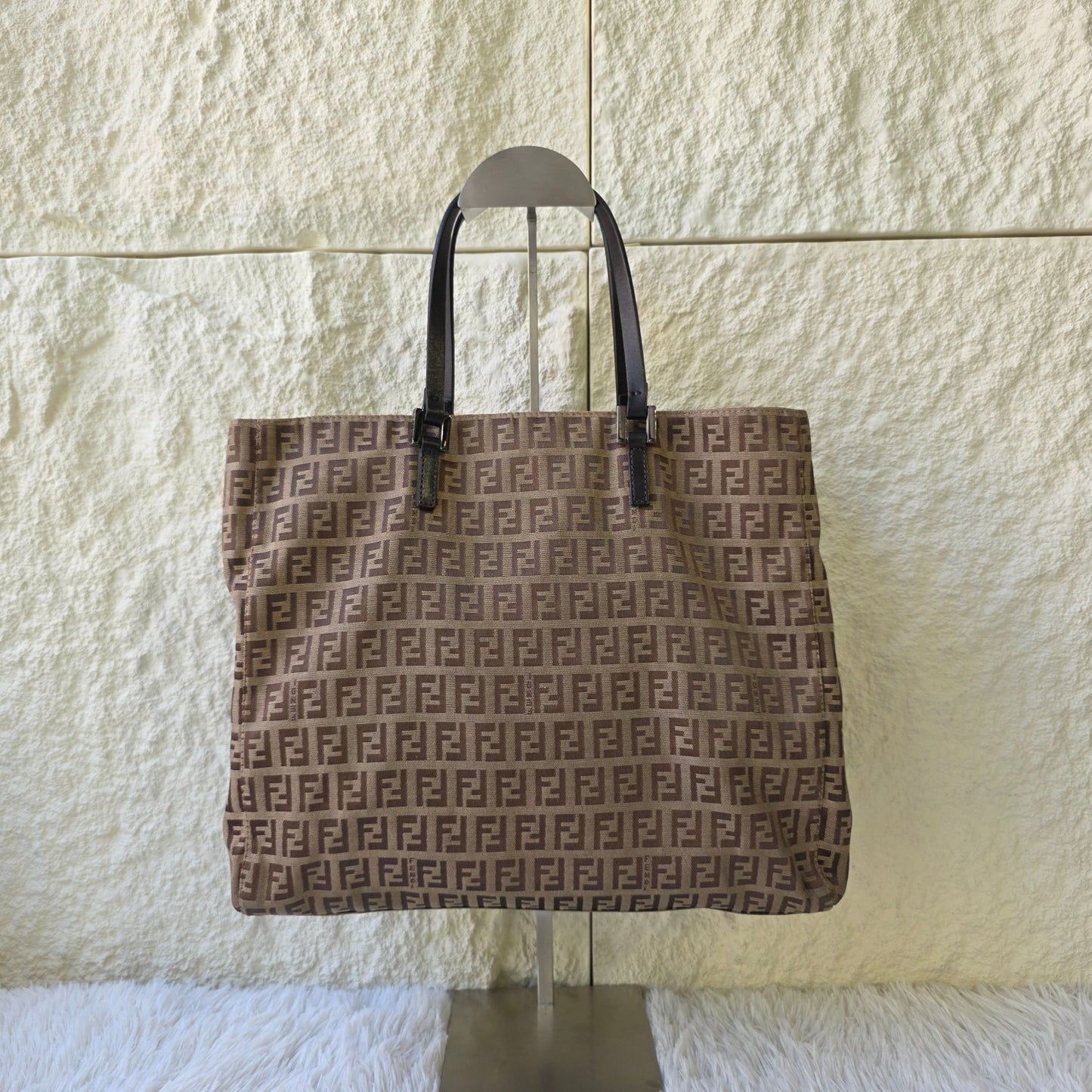 Fendi Zucchino Canvas Tote Bag (Pre-Owned)