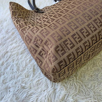 Fendi Zucchino Canvas Tote Bag (Pre-Owned)