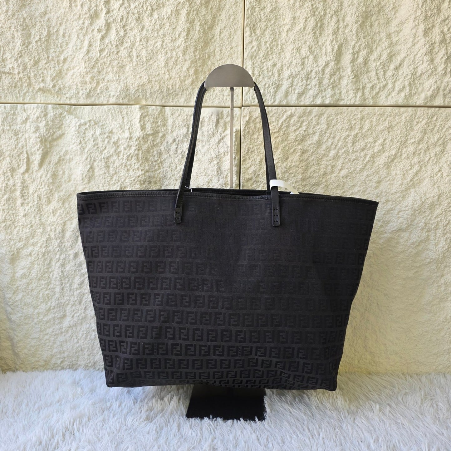 Fendi Zucca Canvas Tote Bag (Pre-Owned)