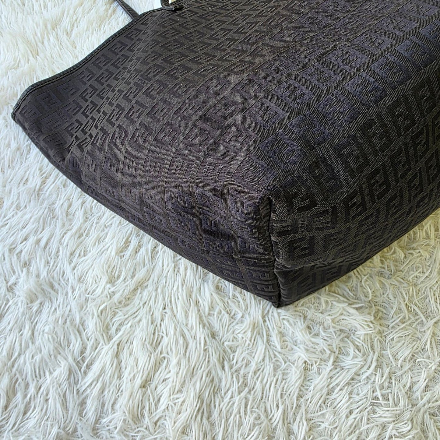Fendi Zucca Canvas Tote Bag (Pre-Owned)