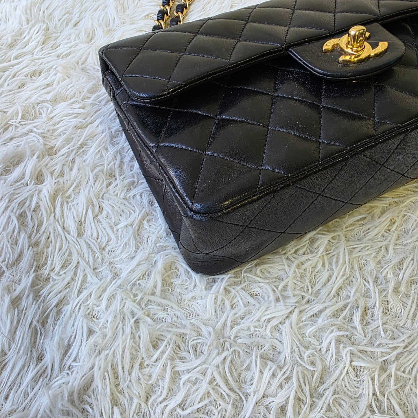 Chanel Classic Double Flap Chain Shoulder Bag (Pre-Owned)