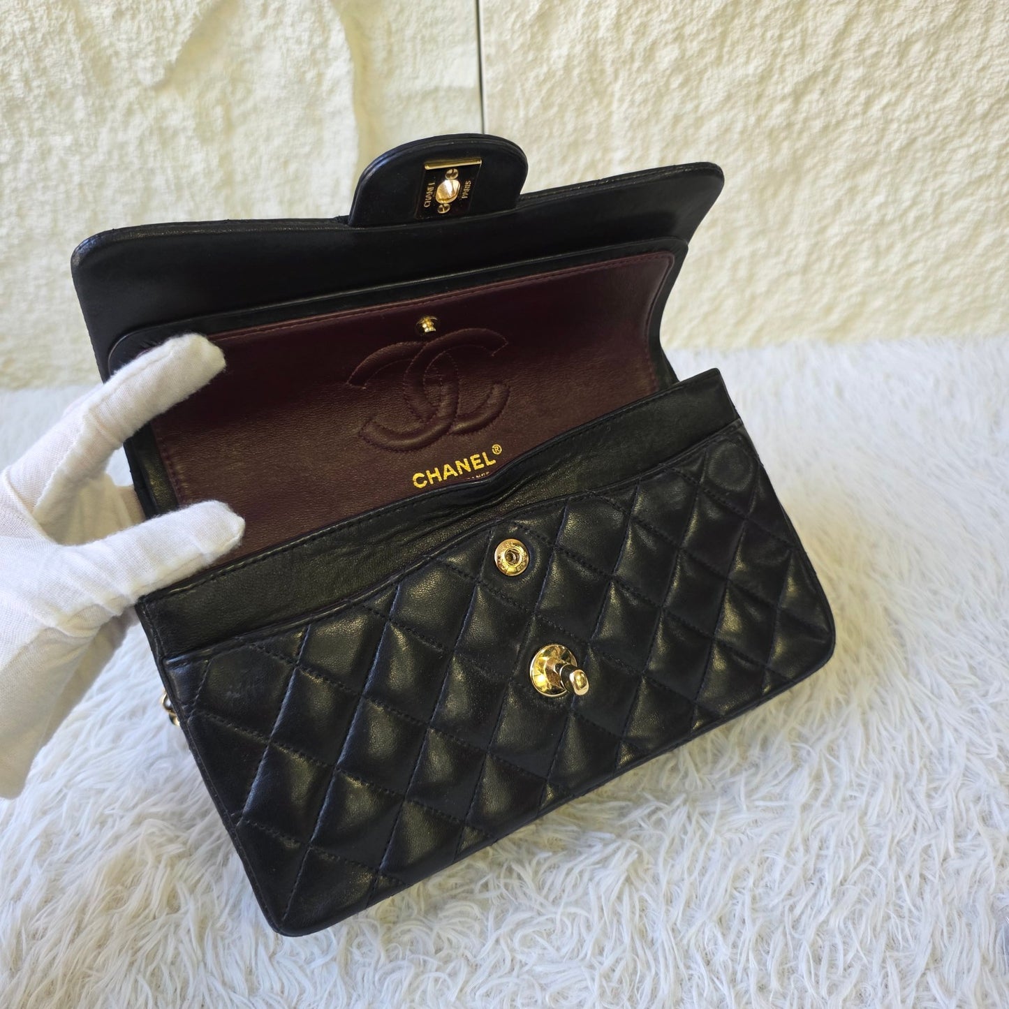 Chanel Classic Double Flap Chain Shoulder Bag (Pre-Owned)
