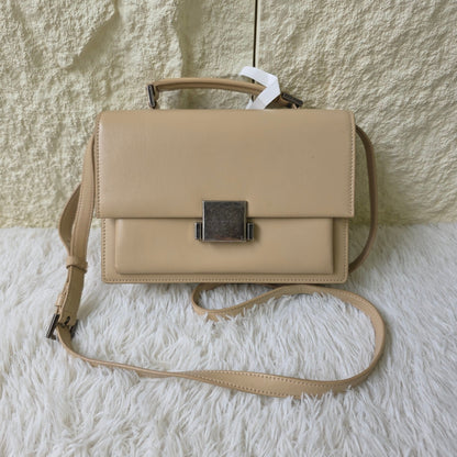 Saint Laurent Bellechasse Leather Shoulder Bag (Pre-Owned)
