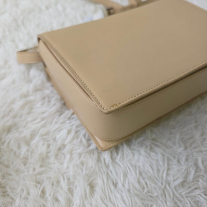 Saint Laurent Bellechasse Leather Shoulder Bag (Pre-Owned)