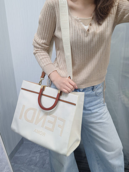 Fendi Sunshine Canvas Tote Bag (Pre-Owned)