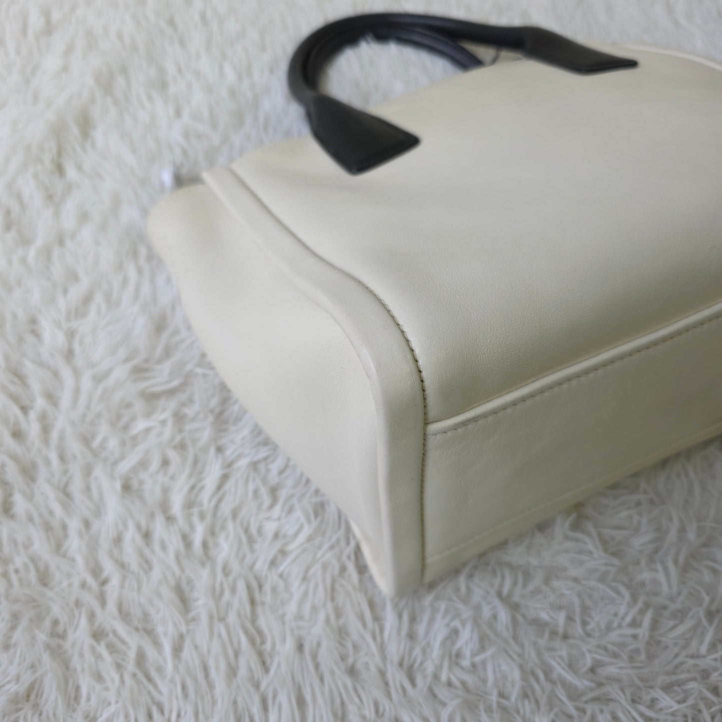 Prada Etiquette Leather Tote Bag (Pre-Owned)