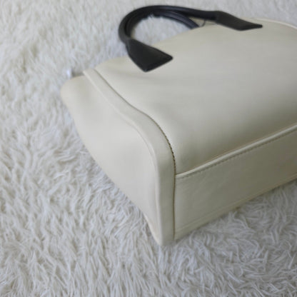 Prada Etiquette Leather Tote Bag (Pre-Owned)