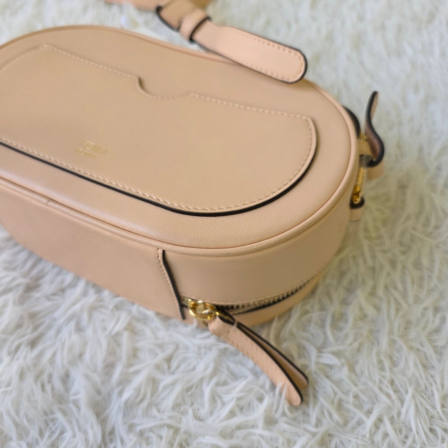 Fendi Fendigraphy Leather Camera Bag (Pre-Owned)