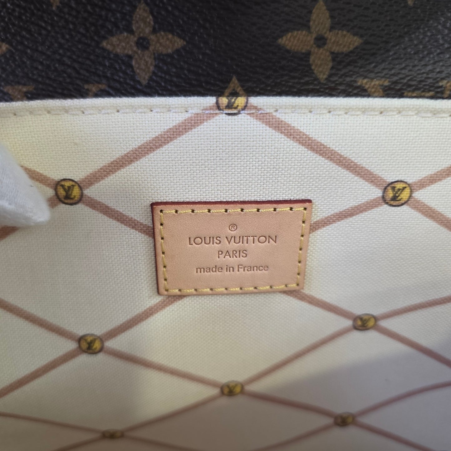 Louis Vuitton Summer Trunks Pochette Metis Shoulder Bag (Pre-Owned)