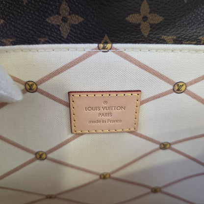 Louis Vuitton Summer Trunks Pochette Metis Shoulder Bag (Pre-Owned)
