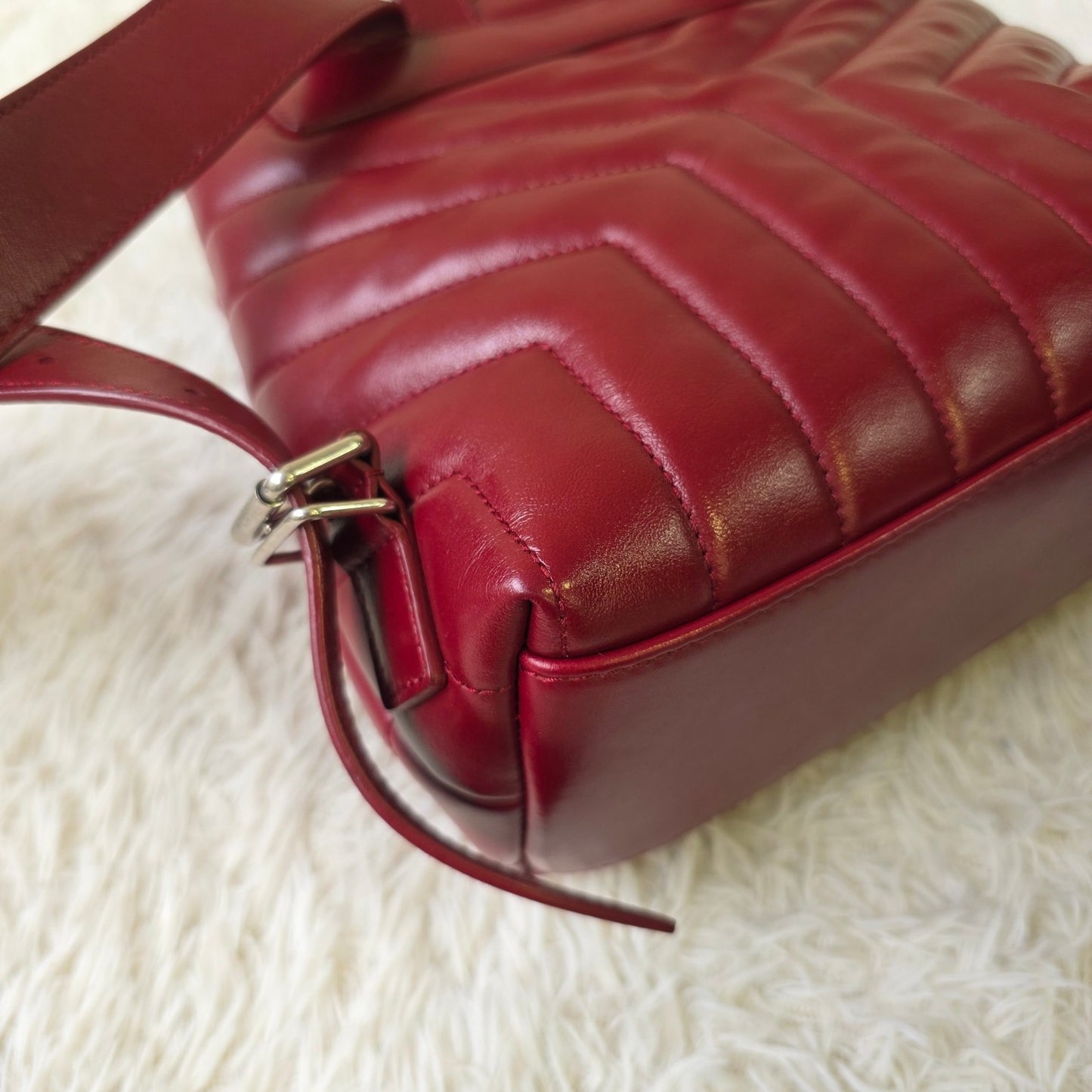 Saint Laurent Loulou Leather Backpack (Pre-Owned)