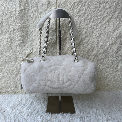 Chanel Shearling CC Chain Shoulder Bag (Pre-Owned)