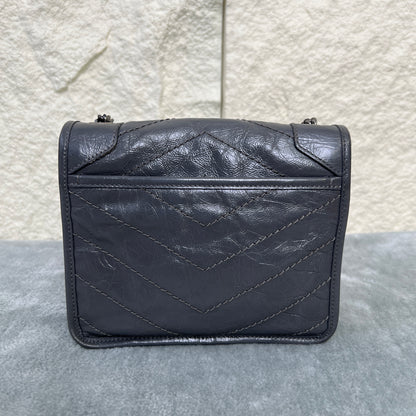 Saint Laurent Niki Chain Shoulder Bag (Pre-Owned)