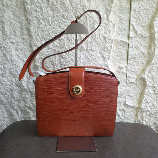 Louis Vuitton Epi Leather Vintage Shoulder Bag (Pre-Owned)