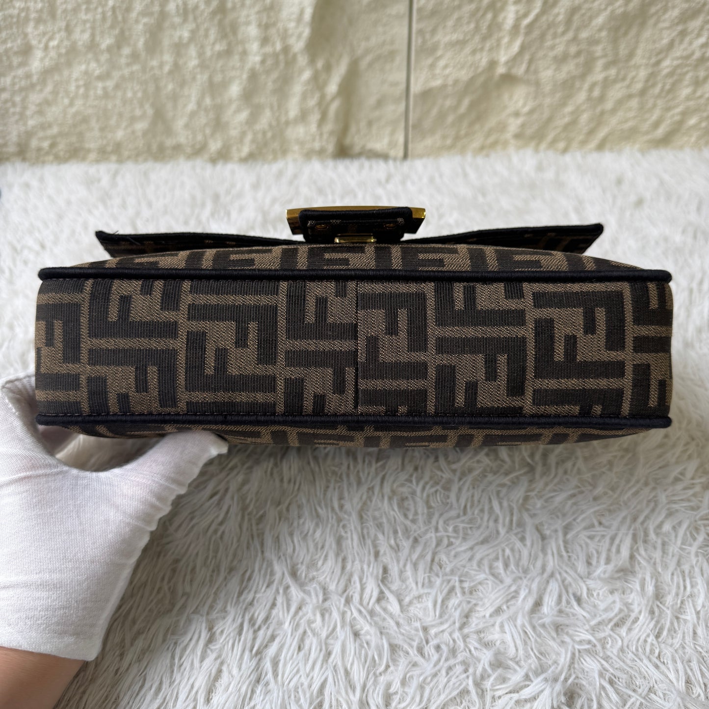 Fendi Zucca Baguette Shoulder Bag (Pre-Owned)